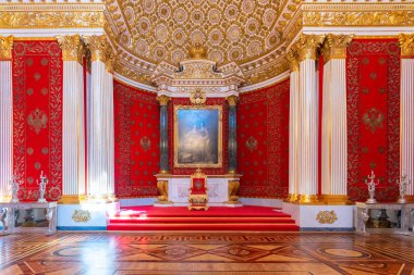 Saint Petersburg, Rusya Federasyonu-Nisan 11,2018: Devlet Hermitage Müzesi Sanat ve kültür Sankt Petersburg, Rusya Petrovsky küçük tahta salonda iç.