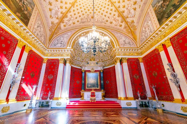 Saint Petersburg Rússia Abril 2018 Interior Salão Pequeno Trono Petrovsky — Fotografia de Stock