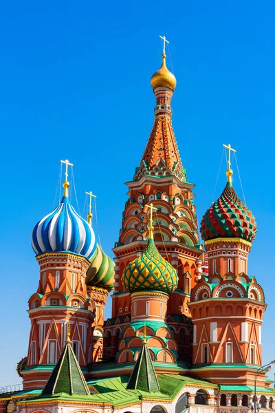 位于俄罗斯莫斯科红场的圣罗勒大教堂 — 图库照片