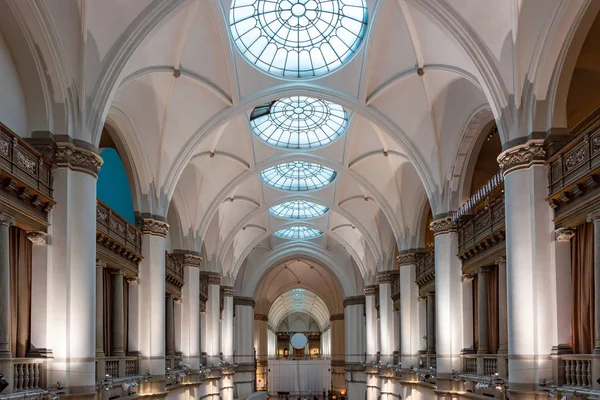 Interior do Museu Nórdico em Estocolmo, na Suécia — Fotografia de Stock