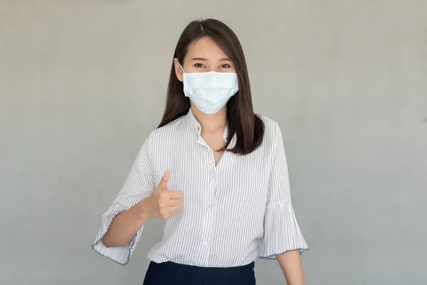 Funcionários Empresas Que Usam Máscara Durante Trabalho Escritório Para Manter — Fotografia de Stock