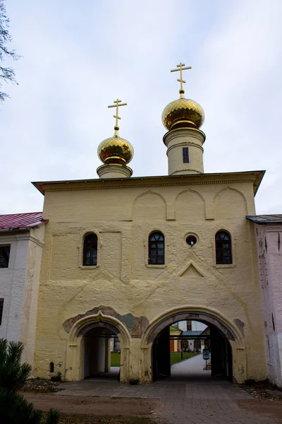 Tikhvin Wniebowzięcia Klasztoru Rosyjski Prawosławny Tikhvin Sankt Petersburg Rosja Jesień — Zdjęcie stockowe