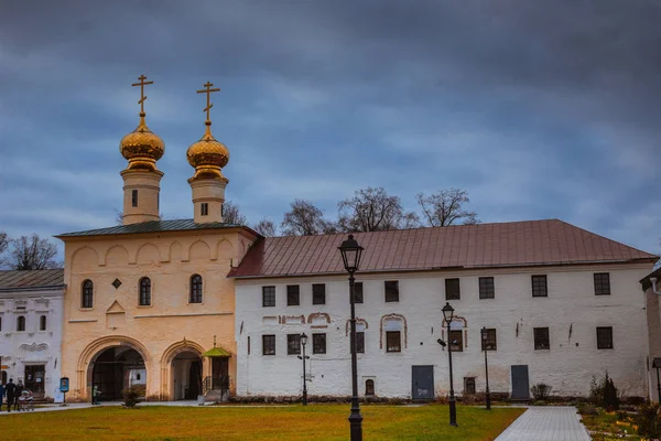 Tikhvin Varsayım Manastırı, Rus Ortodoks, Tikhvin, St Petersburg Rusya Sonbahar 2018 