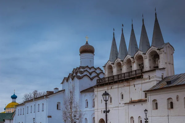Tikhvin Varsayım Manastırı, Rus Ortodoks, Tikhvin, St Petersburg Rusya Sonbahar 2018 