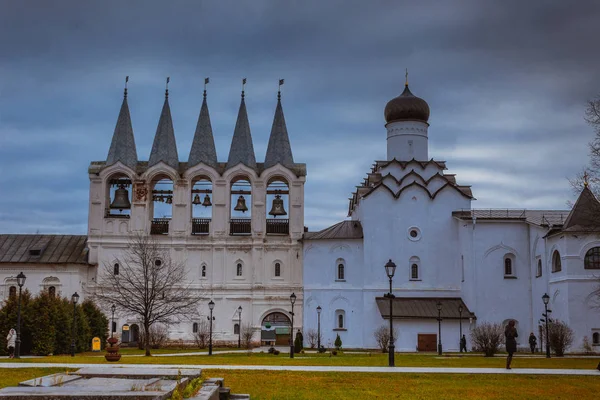 Tikhvin Varsayım Manastırı, Rus Ortodoks, Tikhvin, St Petersburg Rusya Sonbahar 2018 