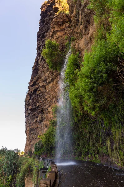 Ponta do Sol, Madeira, Portekiz yakınlarında doğal araba yıkama