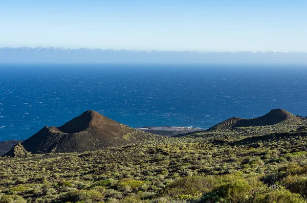 Volkanlar üzerinde görüş de Teneguia ve Salinas de Fuencaliente, La Palma, Canary Islands, Spain