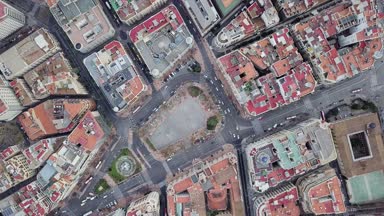 İspanya, Valencia Hava silah, kuş-göz görüş-kırmızı çatılar, yollar ve meydanlar