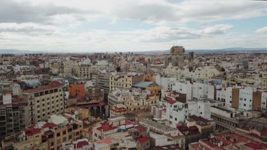 İspanya, Valencia Hava silah, kuş-göz görüş-kırmızı çatılar, yollar ve meydanlar