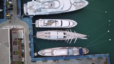 Bay İspanya, Valencia Hava çekim, kuş-göz görüş-bağlantı noktası, yelkenliler, yatlar,