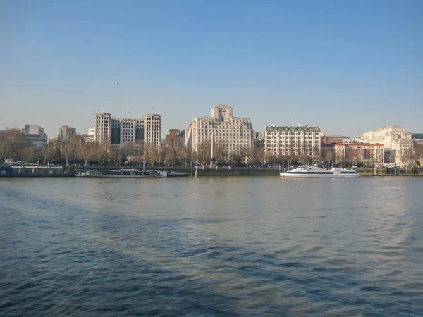 London 2013 View Banks River Thames Central London Buildings Boats — стоковое фото