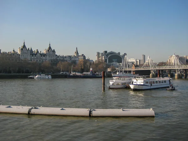 Londres Inglaterra Reino Unido 2013 Vista Das Margens Rio Tâmisa — Fotografia de Stock