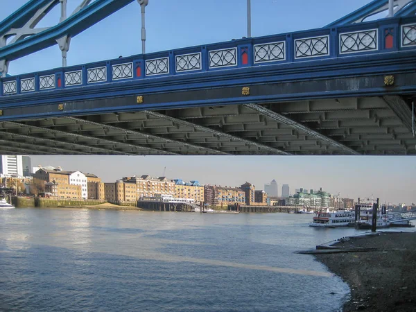 Лондон England 2013 Вид Березі Річки Темзи Під Tower Bridge — стокове фото