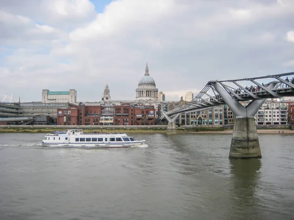 Londres Inglaterra Reino Unido 2013 Vista Das Margens Rio Tâmisa — Fotografia de Stock