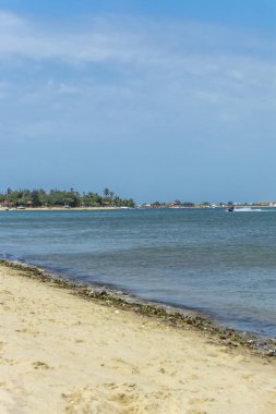 Plaj ve jet tekne su, Mussulo Adası, Luanda, Angola kişilerle görüntülemek