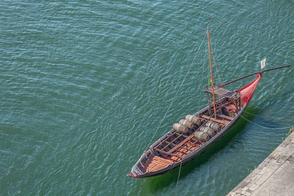 Porto Portugal 2018 Vista Del Río Duero Con Barco Rabelo — Foto de Stock