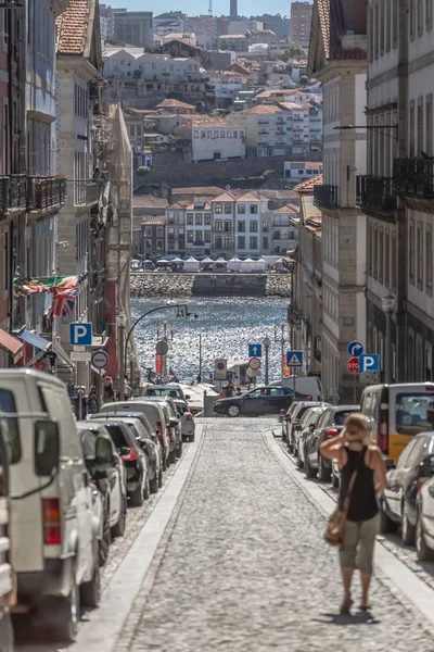 Oporto Portugal 2018 View Street Porto Downtown Traditional Buildings People — стоковое фото