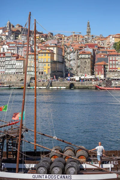 Porto Portugal 2018 Uitzicht Rivier Douro Met Rabelo Boten Gaia — Stockfoto
