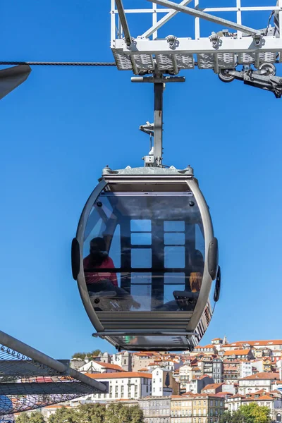 Gaia Porto Portugal 2018 Blick Auf Luftseilbahnen Seilbahnen Die Straße — Stockfoto