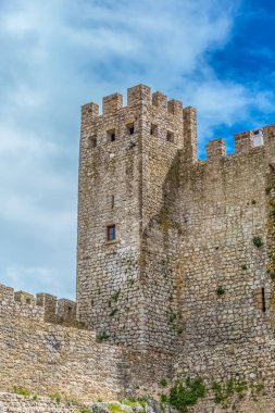 Kale ve Luso Roma Kalesi Obidos görünümü, Portekizce yerel mimari ve s binaları ile