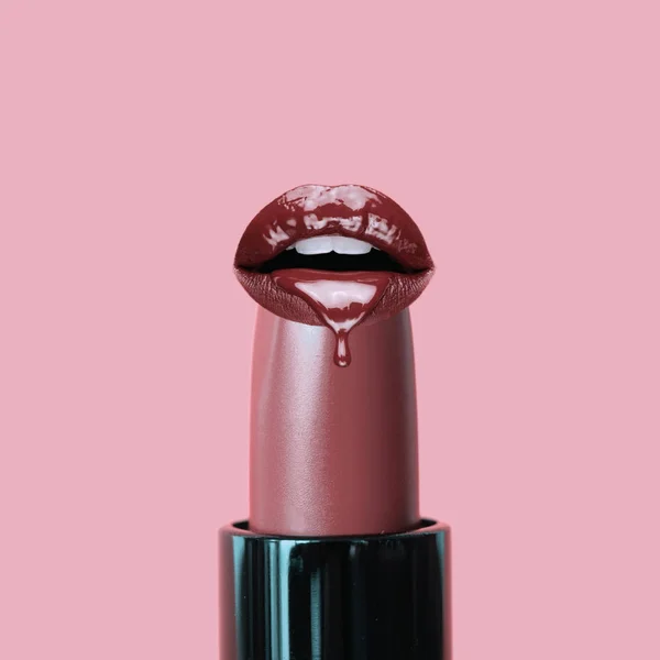 Lipstik Dengan Bibir Mengkilap — Stok Foto
