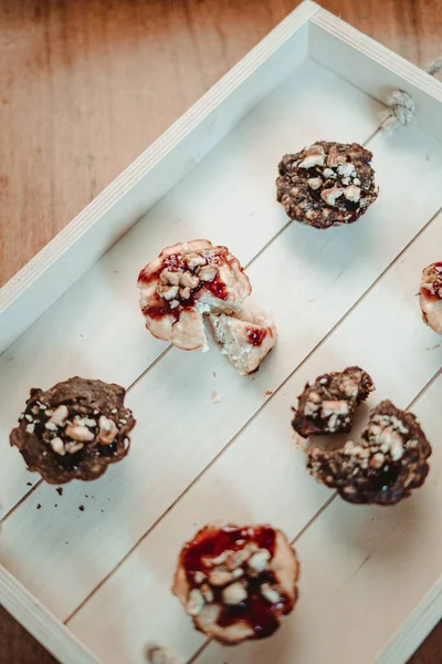 Finom Muffinok Csokoládéval Bogyósziruppal — Stock Fotó
