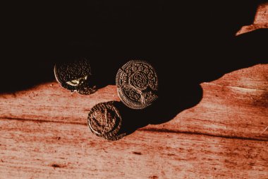 Güneş ışığında nefis Oreo kurabiyeleri