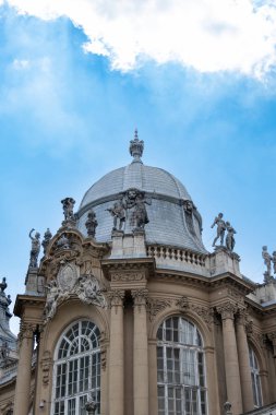 Budapeşte'de mimari elemanlar