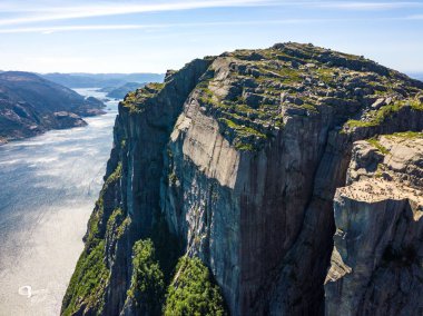 Lysefjord Norveç'te hava fotoğraf parlak güneşli bir günde