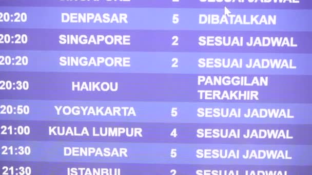 Linienflug Bildschirm Asiatischem Flughafen — Stockvideo
