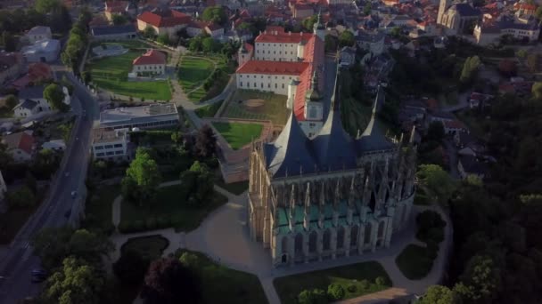 Архитектурные Детали Церкви Барбары Средневековом Старом Городе Кутна Гора Чехия — стоковое видео