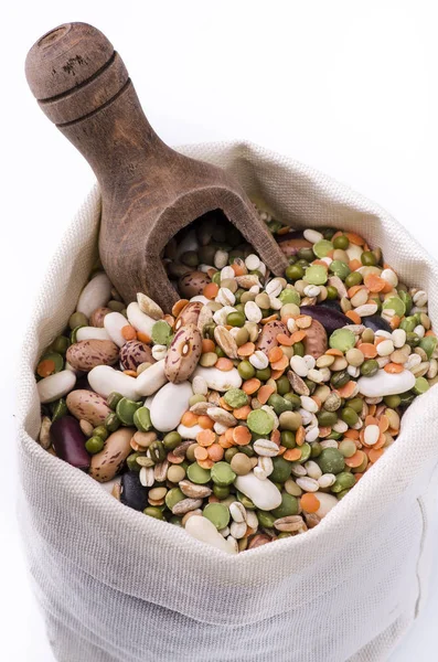 Minestra di verdure e cereali misti . — Foto Stock