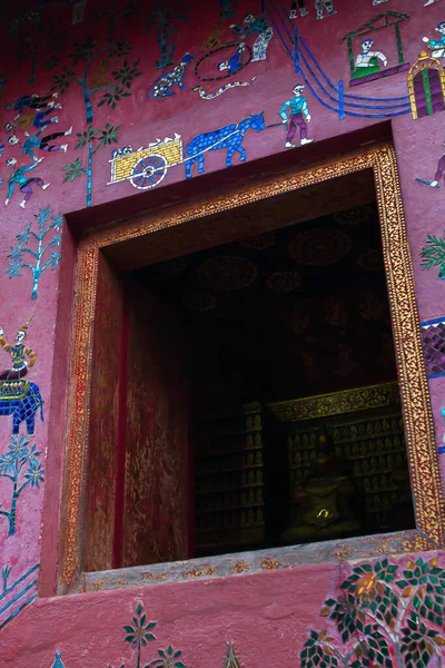 Элегантный Древний Храм Ват Xieng Тонг Сумерках Теплый Свет Светит — стоковое фото