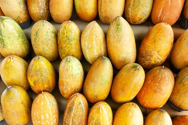 Muskmelons Maturi Freschi Vendono Una Bancarella Stradale — Foto Stock