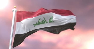 Yavaş günbatımı, döngü içinde Irak sallayarak bayrak Rüzgar