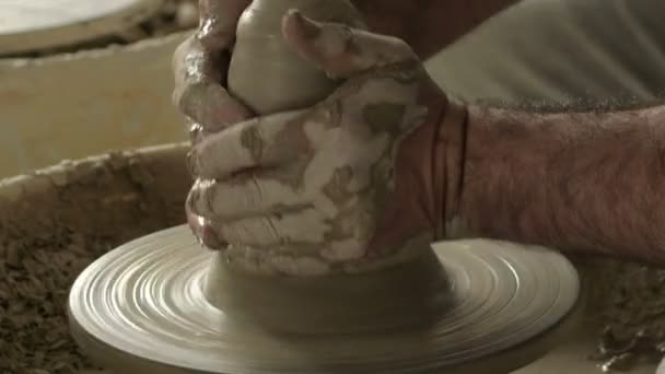 Potter Starting Mold New Vase Mud Clay Lathe — Stock Video