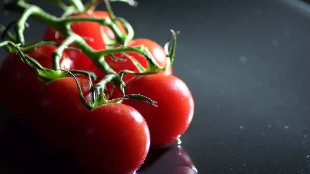 Naturalne Świeże Pomidory Wiśniowe — Wideo stockowe