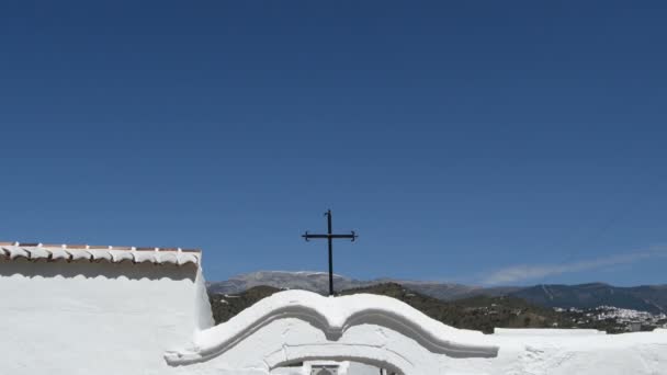 Entrada Cementerio Andaluz Blanco Sayalonga España — Vídeo de stock