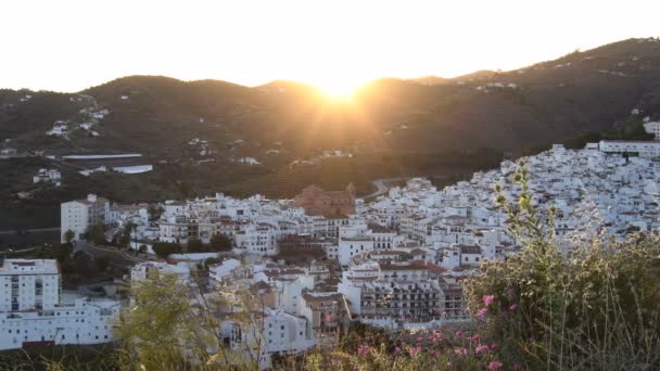 Panoramatický Pohled Bílou Vesnici Andalusie Při Západu Slunce Torrox Španělsko — Stock video