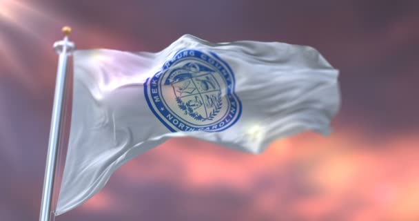 Vlag Van Mecklenburg County Bij Zonsondergang North Carolina Verenigde Staten — Stockvideo