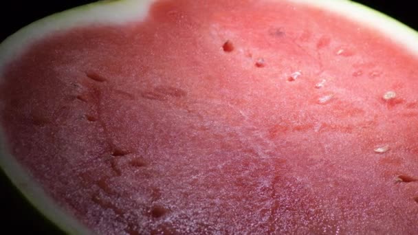 Vattenmelon Röd Frukt Gyrating Svart Bakgrund — Stockvideo