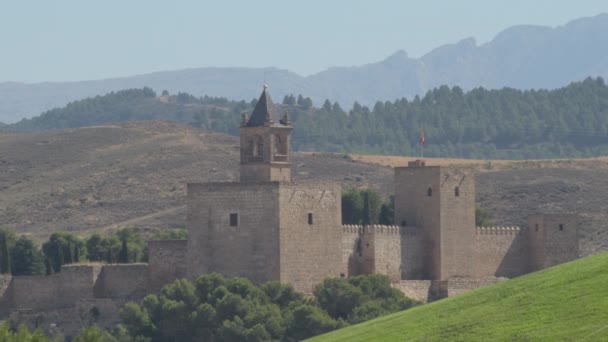 Antequera的Alcazaba城堡中的高塔 — 图库视频影像