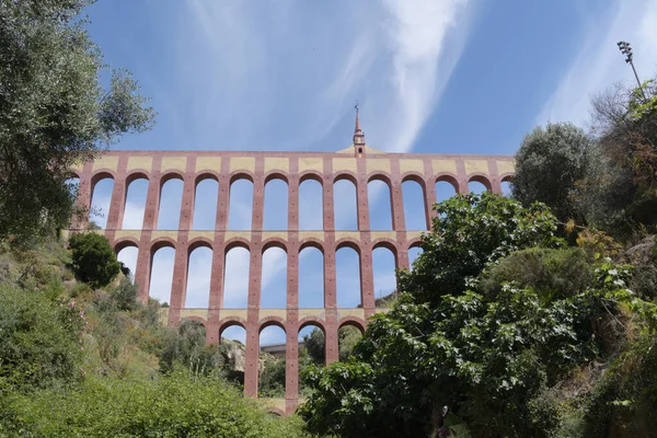 Aigle Aqueduc Nerja Une Journée Ensoleillée Espagne — Photo