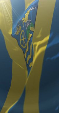 Slovakya 'nın Trnava Bölgesi armalı bayrağı. Döngü. 4K Dikey