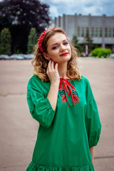 Girl Traditional Ukrainian Clothes Parade Vyshyvanok — Stock Photo, Image