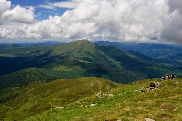 Schöne Berge Und Blauer Himmel Den Karpaten Ukraine — Stockfoto
