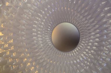 Ampuller ve lambalar deposunda kristallerin arka plan