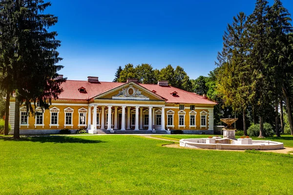 Belo Pitoresco Palácio Samchiky Viagem Pela Ucrânia — Fotografia de Stock