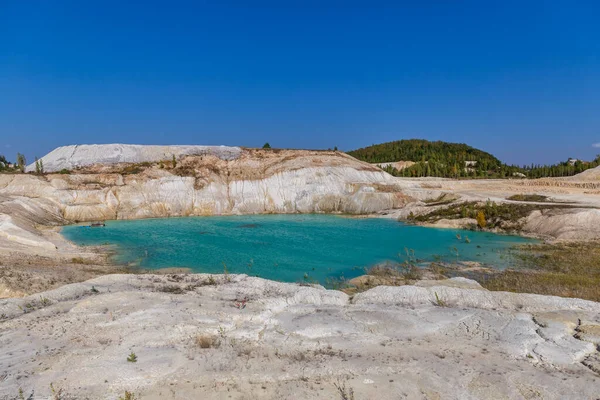 Cava Granito Sabbia Abbandonata Con Lago Estrazione Della Pietra Nel — Foto Stock