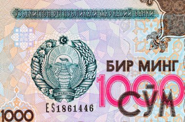 1000 Som Özbekistan, amblem ve ulusal sembollerle. Özbekistan 'ın Parası.